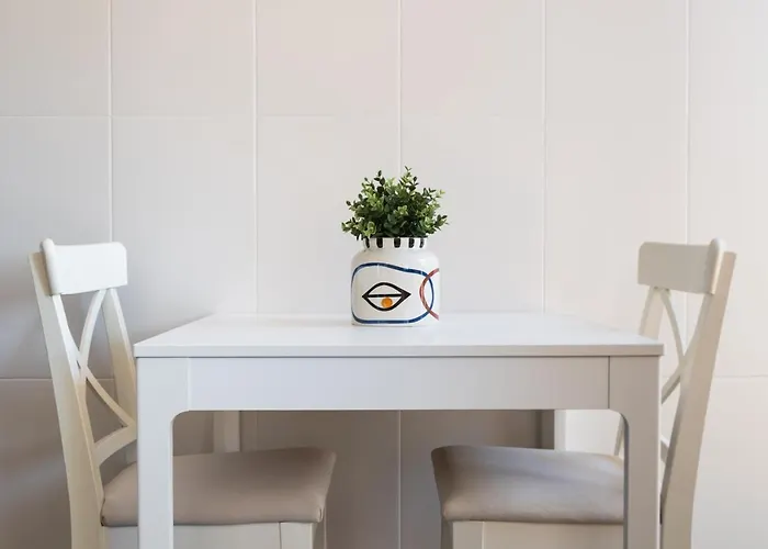 Belavista Oceanside Apartment